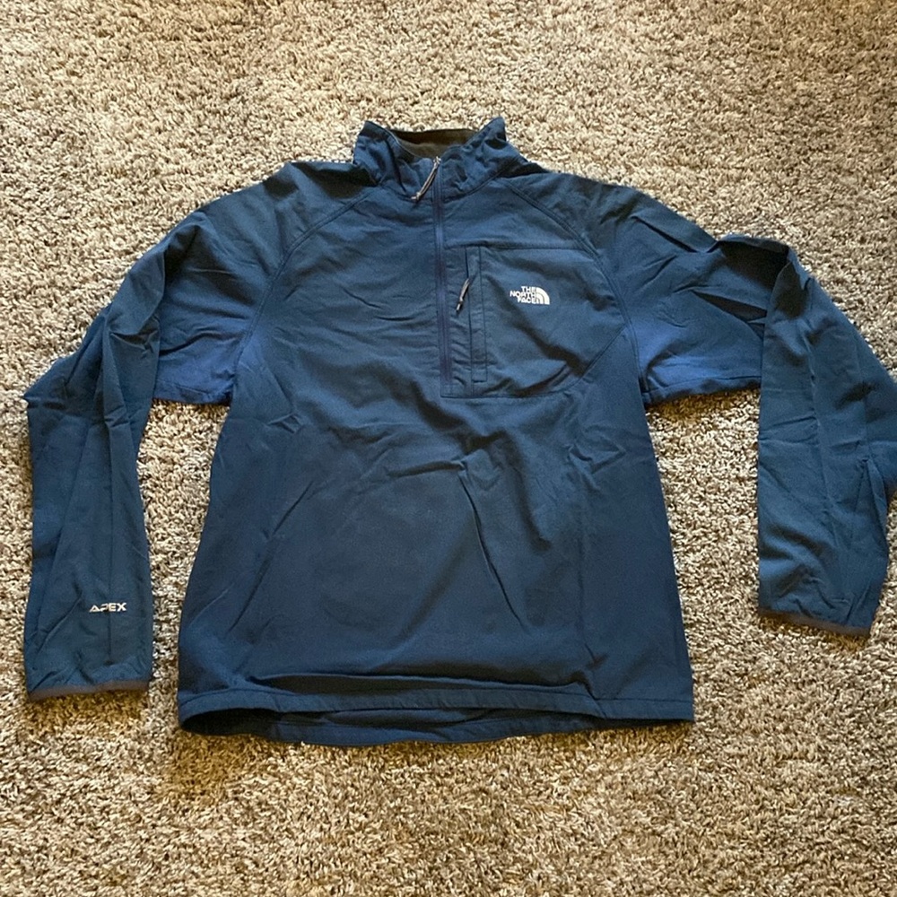 The North Face
Apex quarter zip
Medium
